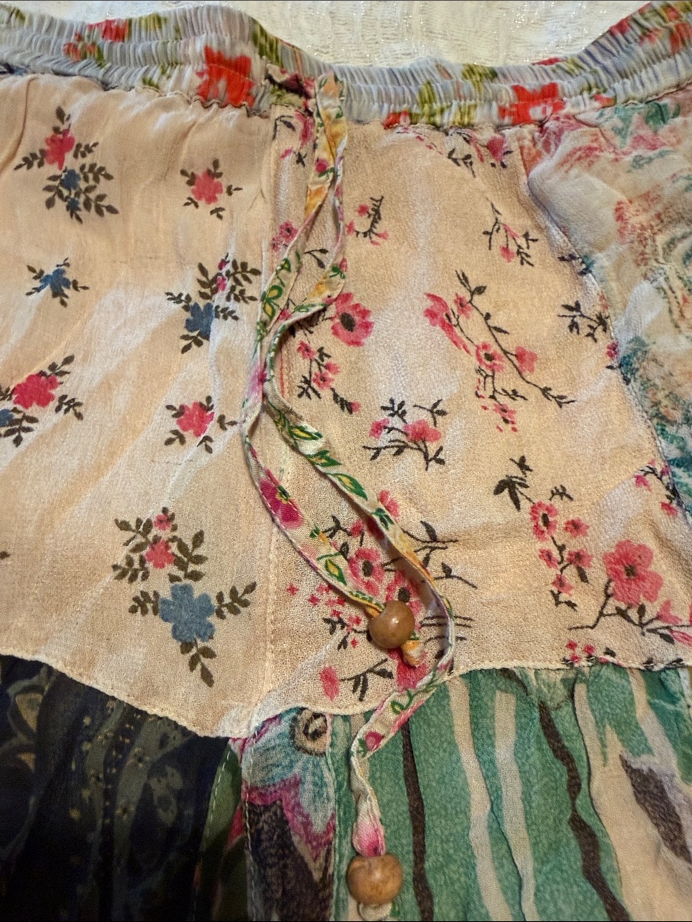 Young threads patchwork boho pants
XL - Picture 3 of 7